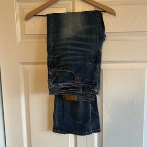 34x32 American Eagle Jeans
